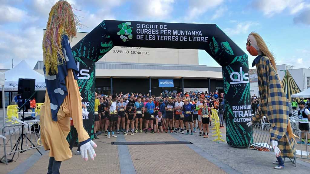 Ebresports1's tweet image. 🏆🥇🏃‍♀️🏃‍♂️⛰ Èxit de participació de la Bufavents del Perelló amb 550 esportistes

▶ LA NOTÍCIA: ebresports.cat/exit-de-partic…

@circuitebre @ultrescatalunya @infoperello, @esportcat, @FEEC_cat, @esportistesCAT @CursesCatalunya #Perelló #TerresdelEbre
