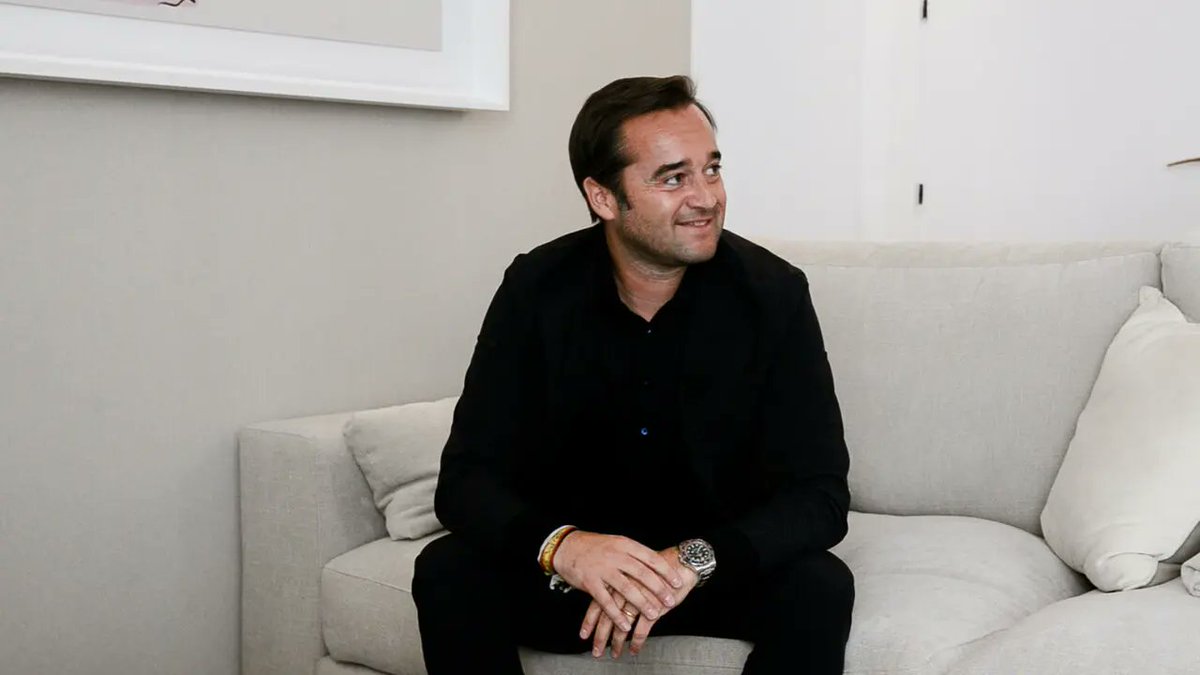 Javier Rumbo Lorenzo, uno de los CEO's de JP Financial y nuevo patrocinador del Cádiz CF, estuvo implicado en la 'Operación Titella' (Caso José Luis Moreno) cuando era directivo del Banco Santander.

Hoy ha consumado un acuerdo para la nueva denominación del estadio del Cádiz CF.