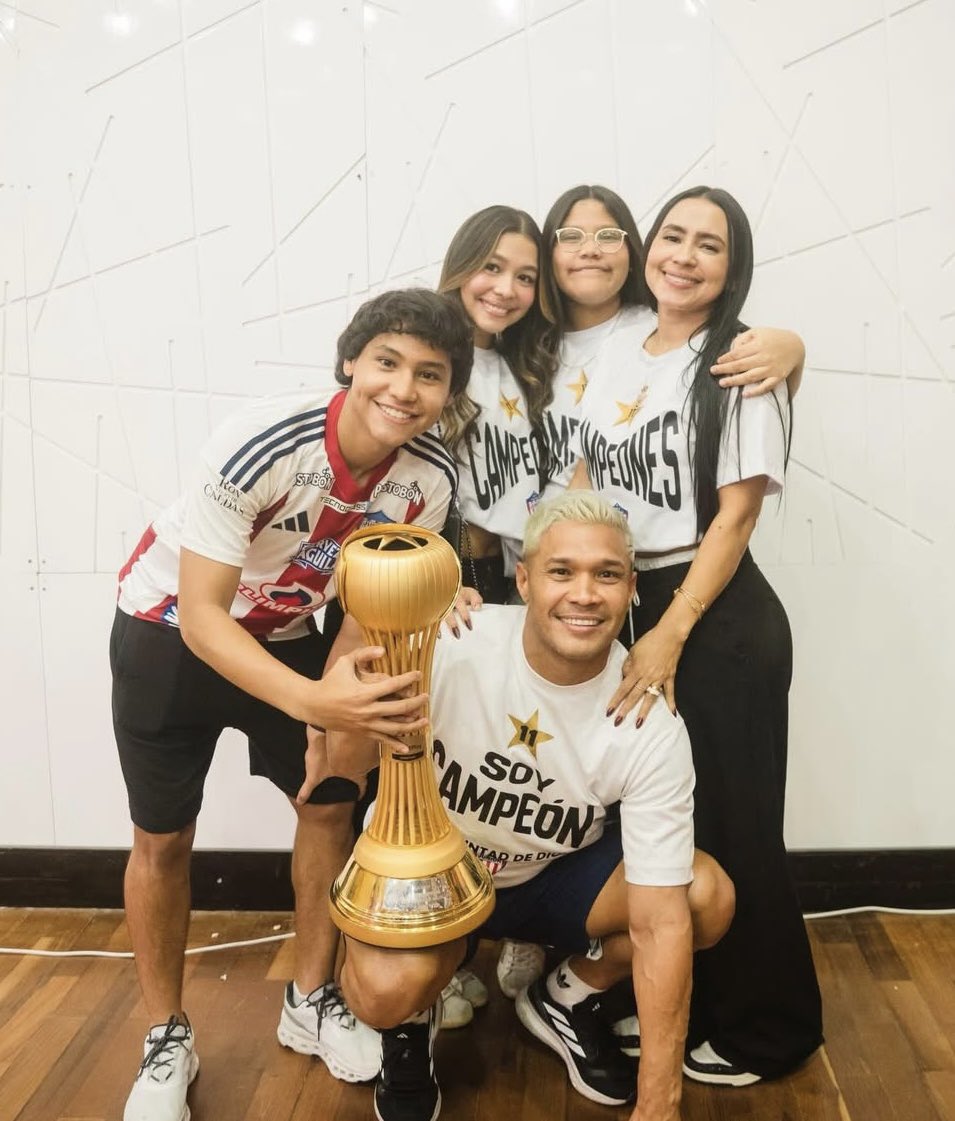 ParalyticsTiburon tweet media