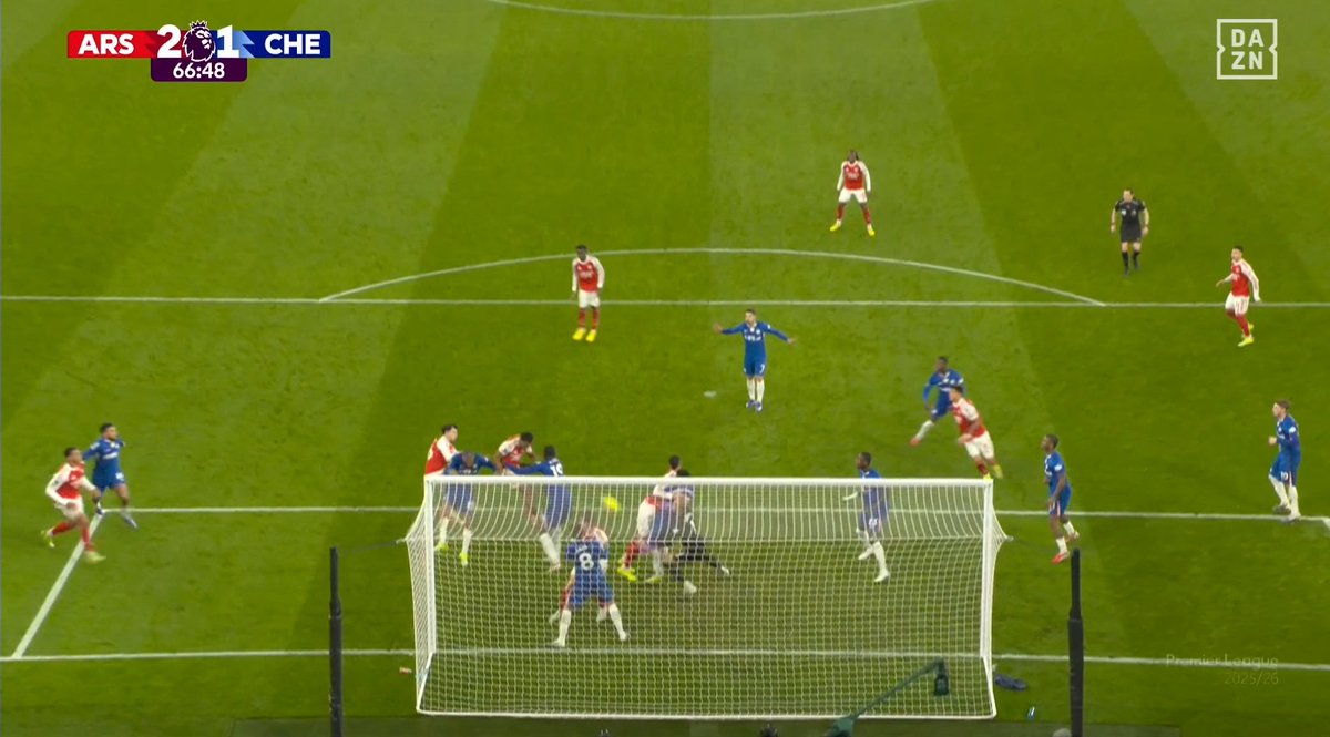 FutOffsides tweet media