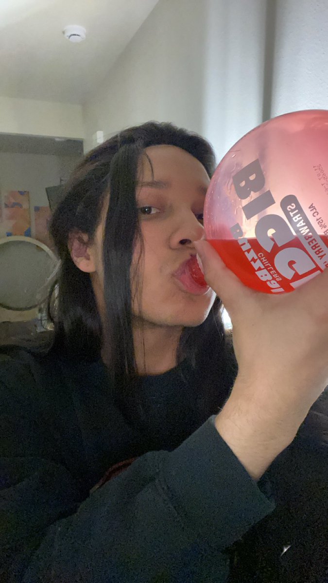 Preistess Golightly tweet media