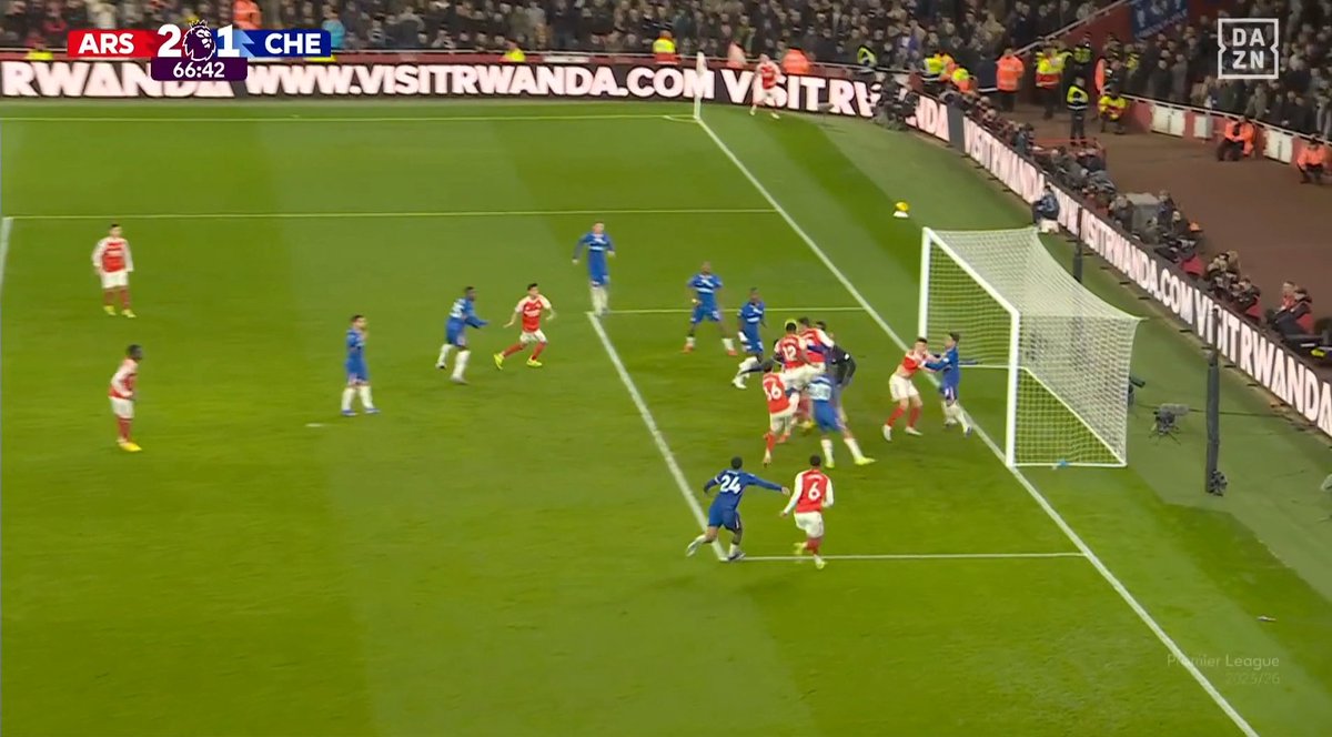 FutOffsides tweet media