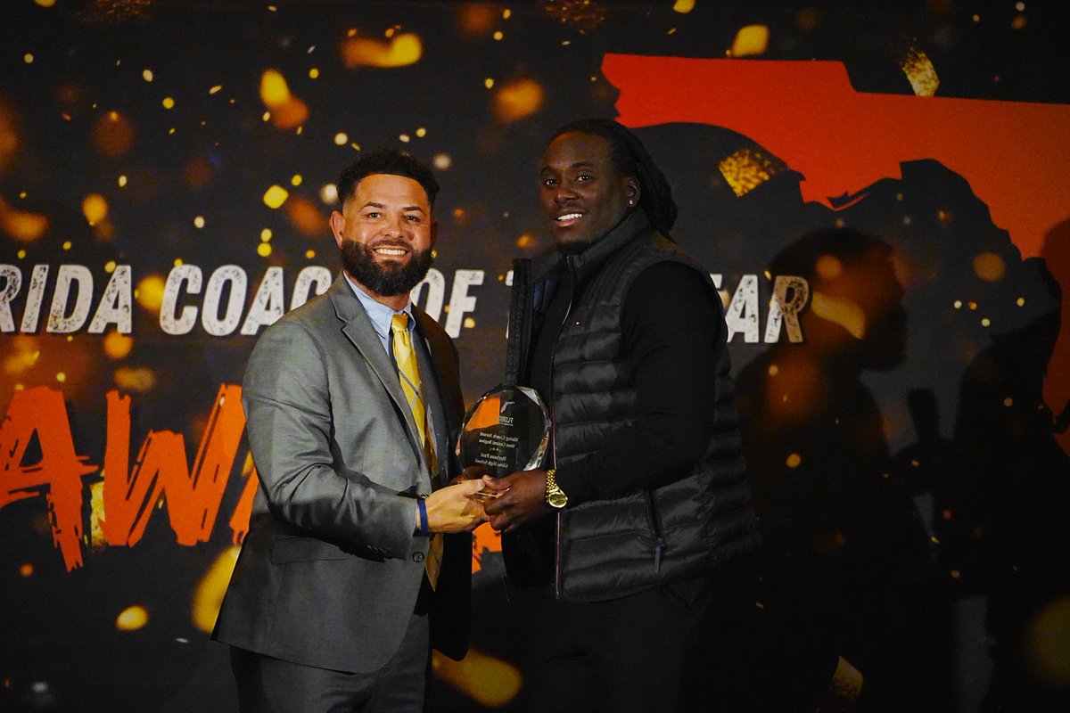 Carl White tweet media