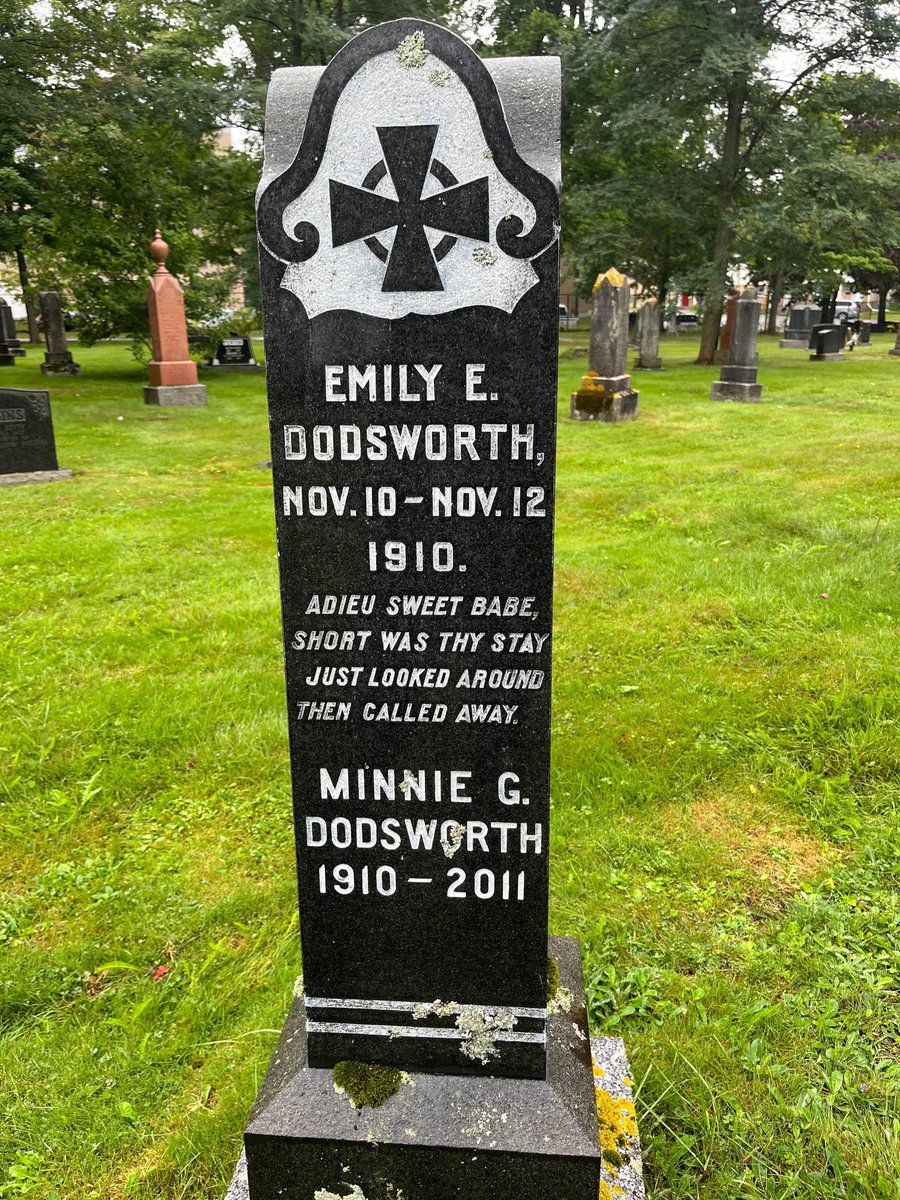 fasc1nate's tweet photo. This gravestone is shared by twin sisters: one lived for just two days, the other for 101 years.

Unforgettable haunting images: https://t.co/MAmJ19KdIC https://t.co/iON5ZWgtVM