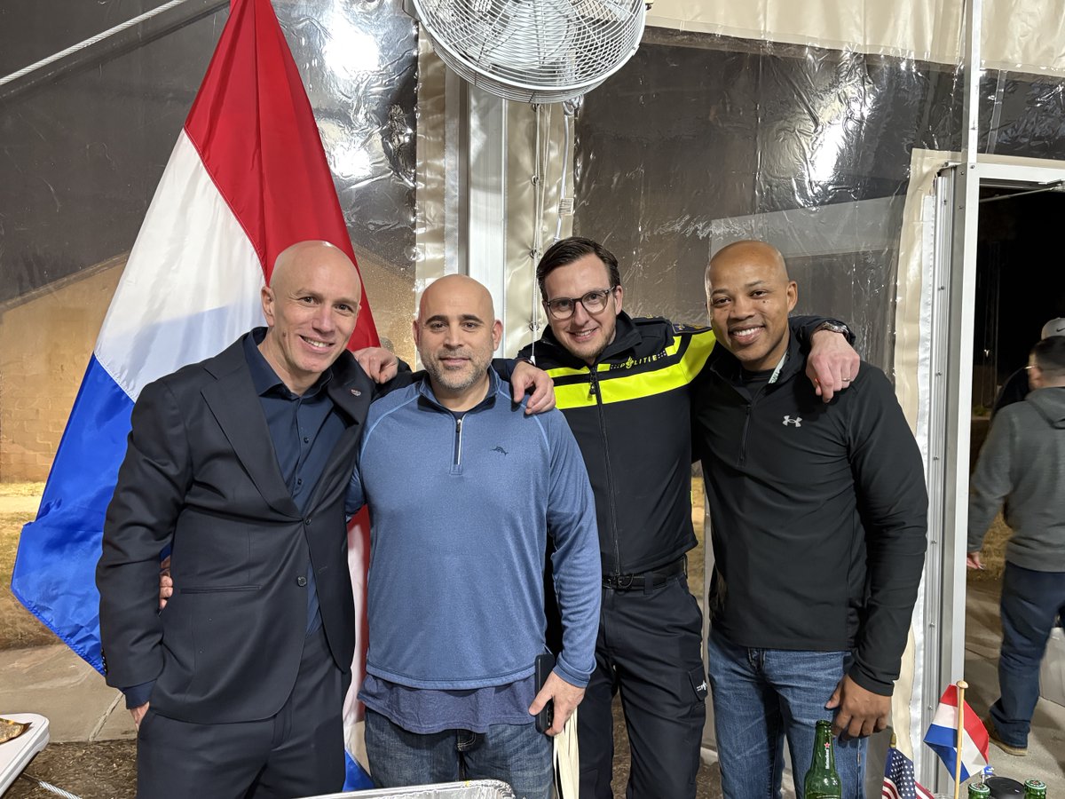 FBINAAQuantico's tweet image. International Night at the FBI National Academy is a vibrant celebration of diversity and camaraderie! Session 297 students came together to share their unique cultures through delicious food and engaging stories.  One of our favorite nights at the NA!🌍✨ #FBINAA #Session297