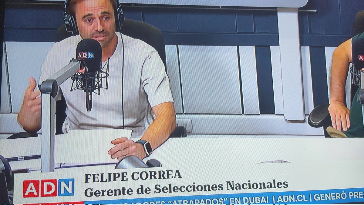 3l_mismisimoctm's tweet photo. La U los hizo hablar de la selección en big 2026,eres maquiavelica U de Chile. https://t.co/x7XYxvIrNJ