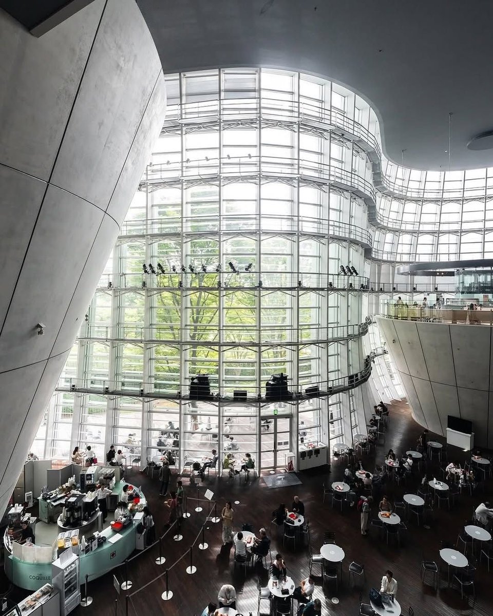 INTERIORBYHUT's tweet photo. National Art Center in Tokyo designed by architect Kisho Kurokawa

 Photographed by (IG)_yh.yh https://t.co/ECH5g4jkG7
