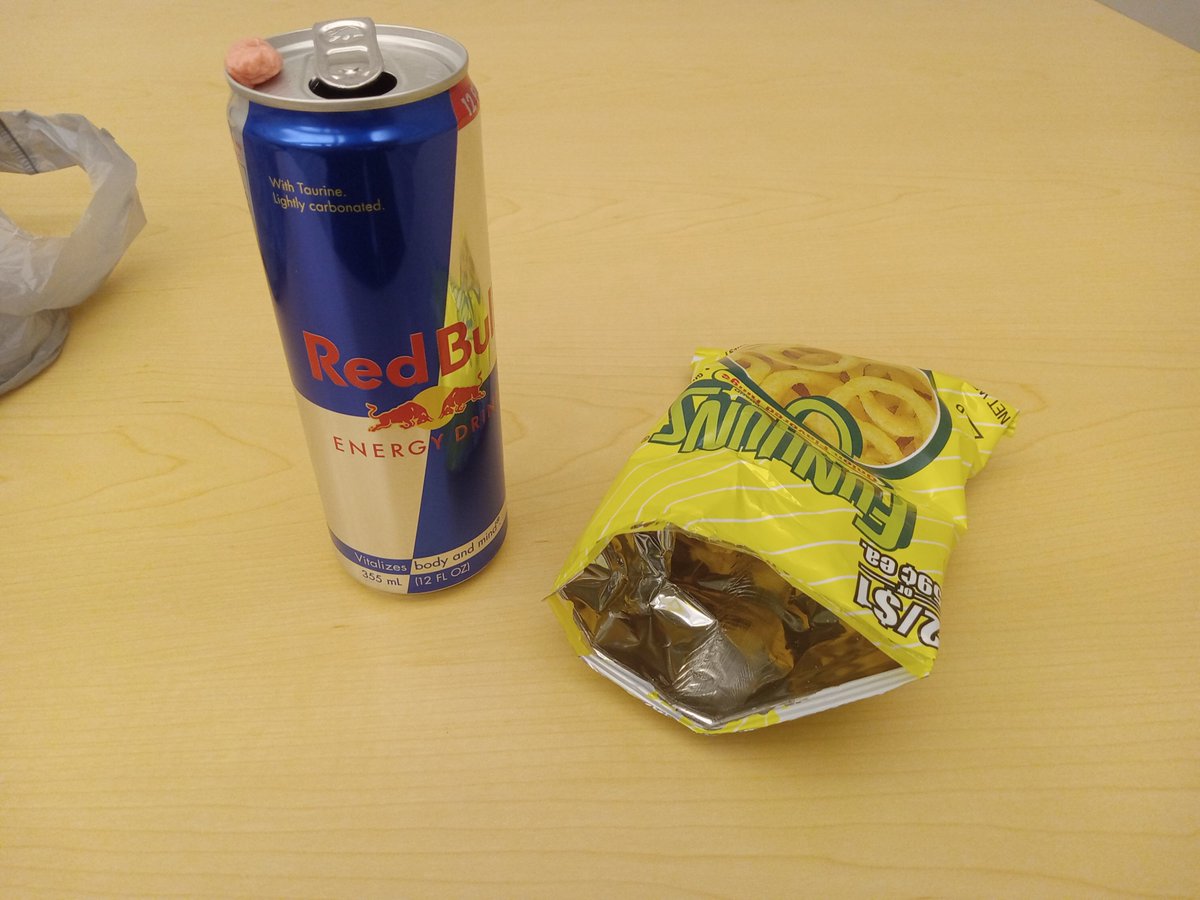 bugheadedfool's tweet photo. You guys like my work lunch? https://t.co/3B6vLcICWr