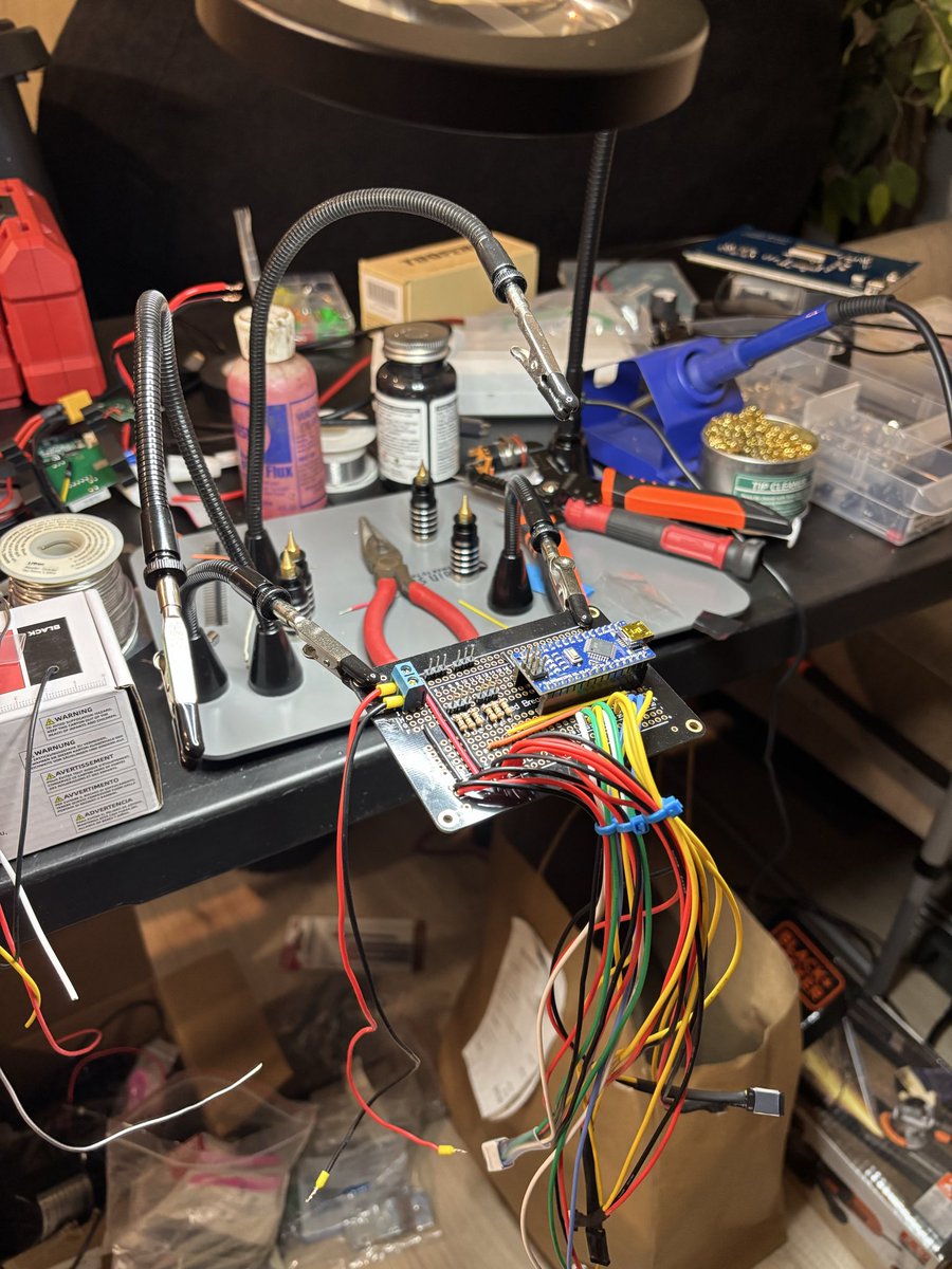 YasodhJay's tweet photo. So close to getting this robot driving itself! 

#selfdriving #Autonomous #Robotics #nvidia #Electronics #engineering  #sanfrancisco #ai #startup https://t.co/iuH6IcAxPk