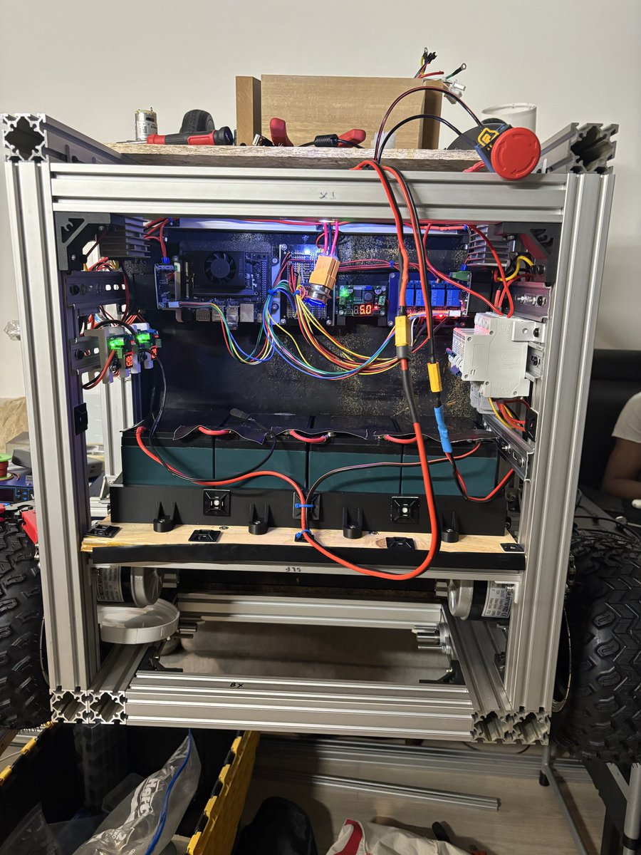 YasodhJay's tweet photo. So close to getting this robot driving itself! 

#selfdriving #Autonomous #Robotics #nvidia #Electronics #engineering  #sanfrancisco #ai #startup https://t.co/iuH6IcAxPk