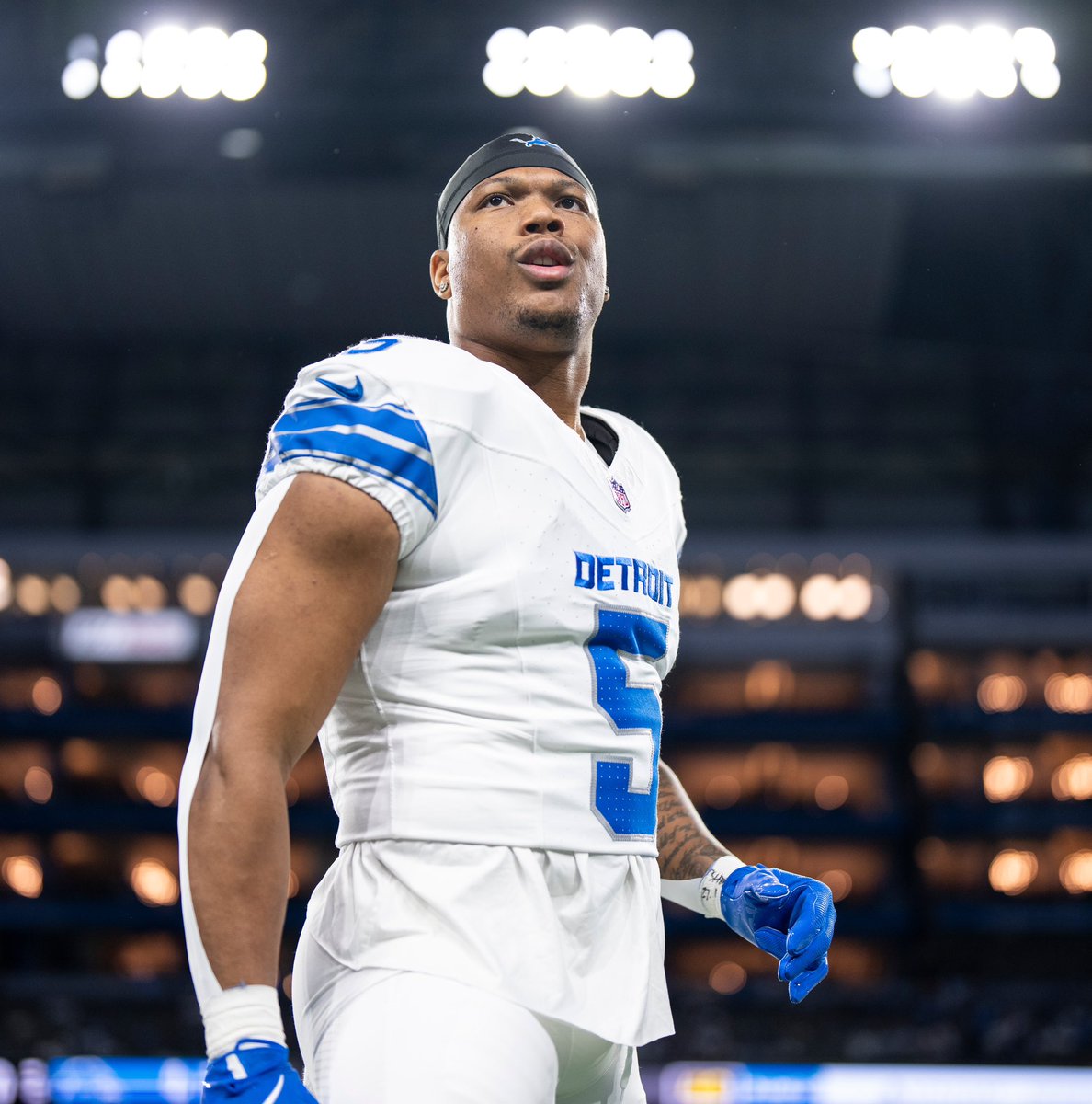 𝔗𝔥𝔢 𝔇𝔢𝔱𝔯𝔬𝔦𝔱 𝔗𝔦𝔪𝔢𝔰 📰 tweet media