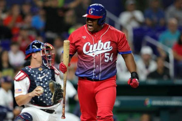 #Beisbol/#Cuba, por derecho propio, en tiempo de Clásico Mundial
Pasar a la segunda vuelta es posible, aunque en ella los rivales son de alta tensión. #BeisbolCubano #elCubaClasico
jit.cu/NewsDetails.as…