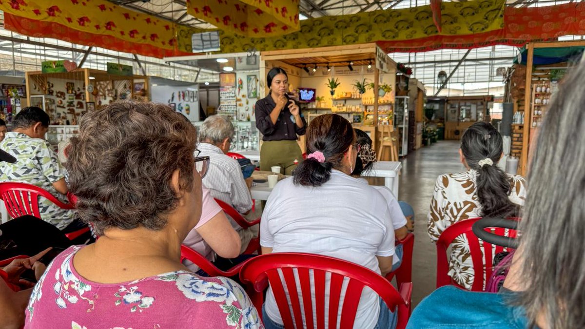 Seguimos fortaleciendo a los actores del sector turístico. Los emprendedores de la Galería 7 de Agosto recibieron capacitación en uso estratégico de redes sociales para promocionar su oferta y atraer más visitantes a este emblemático espacio de Villavicencio.