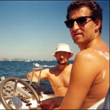 Alicia García, portavoz del PP en el Senado, en la comisión del caso Koldo y mirando a Zapatero, se ratifica en su afirmación: "quien se reúne con un delincuente es un delincuente".
Hay frases que vuelven como un boomerang.