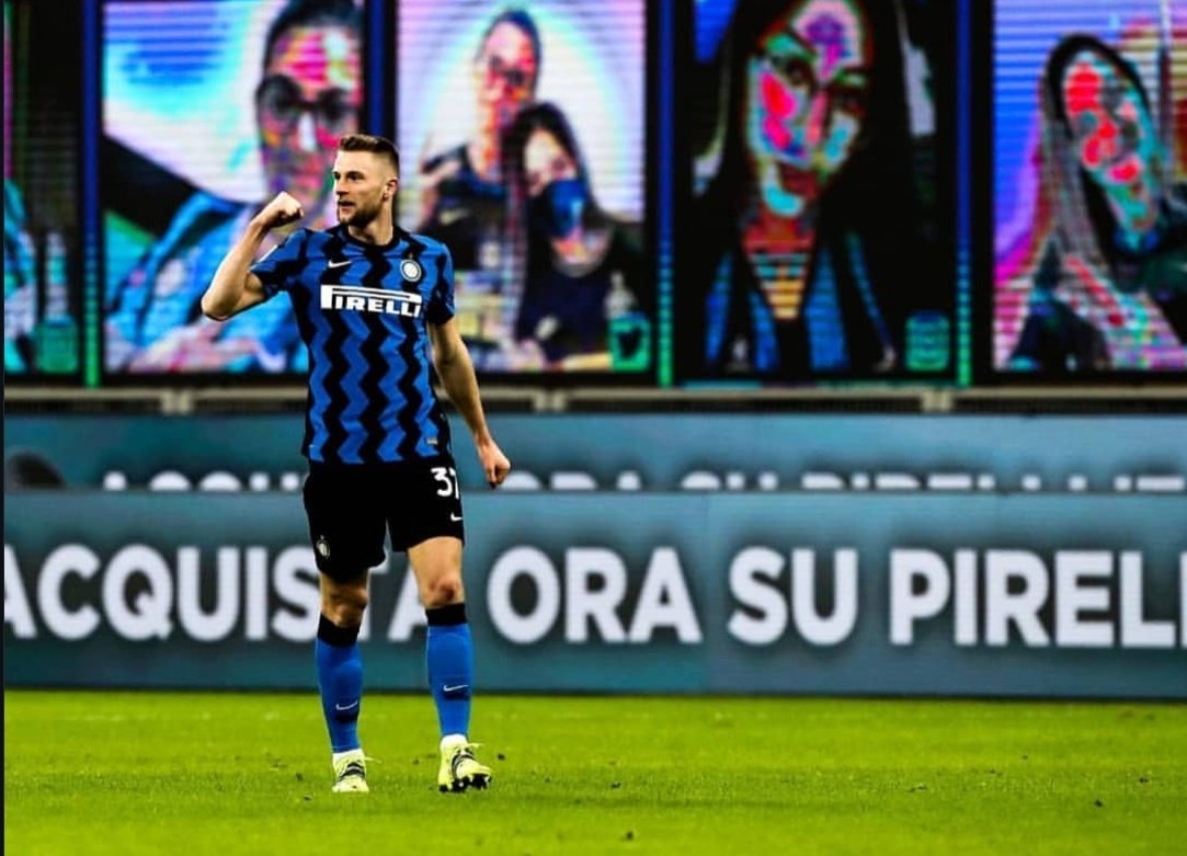 Iyang April tweet media