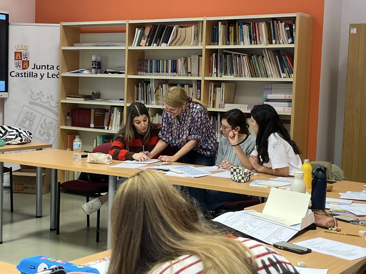 CFIESA Idiomas tweet media