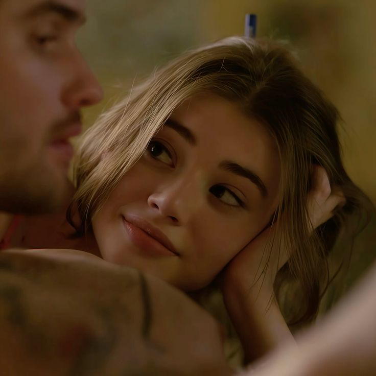 DatingSenseii's tweet photo. 12 TEXTING Topics That Lead To S3X

1. Late night questions https://t.co/T1h9jbf4he