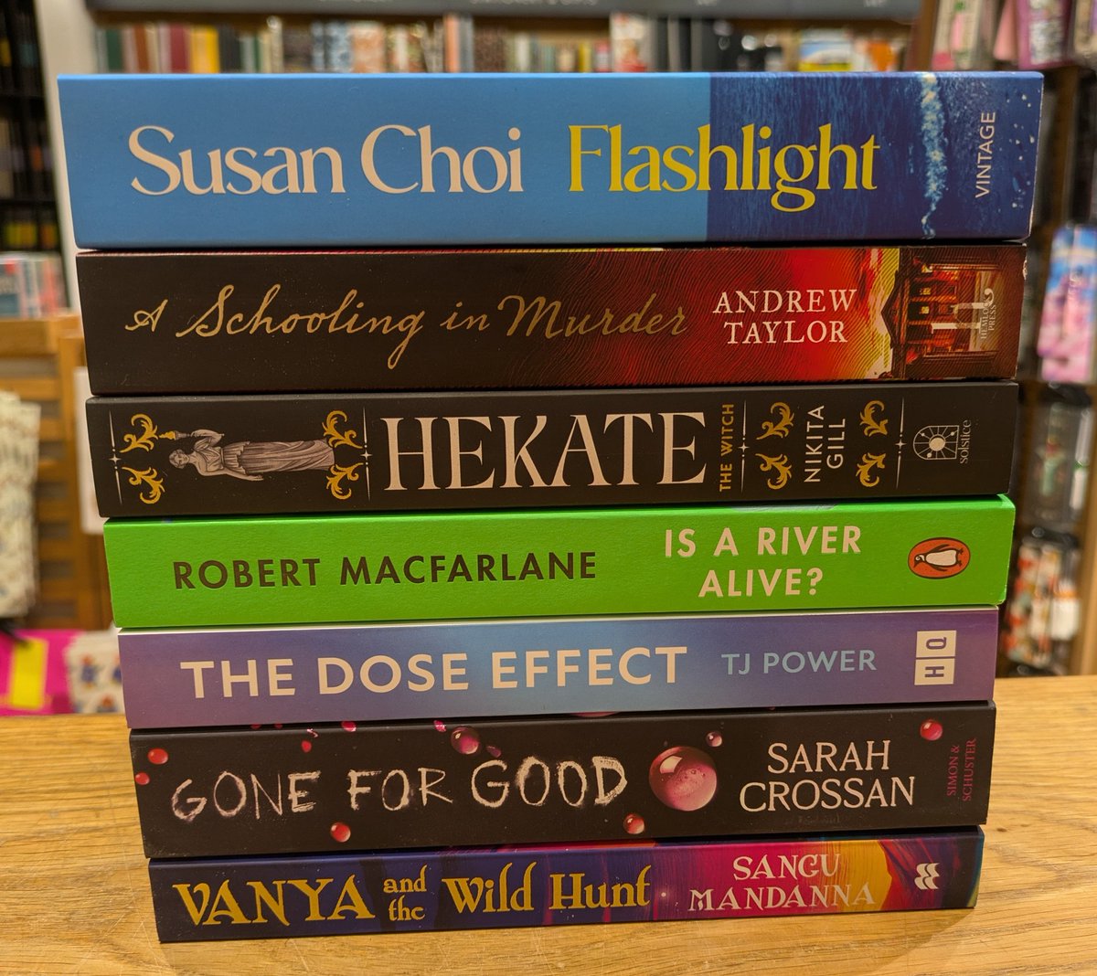 Waterstones Putney tweet media