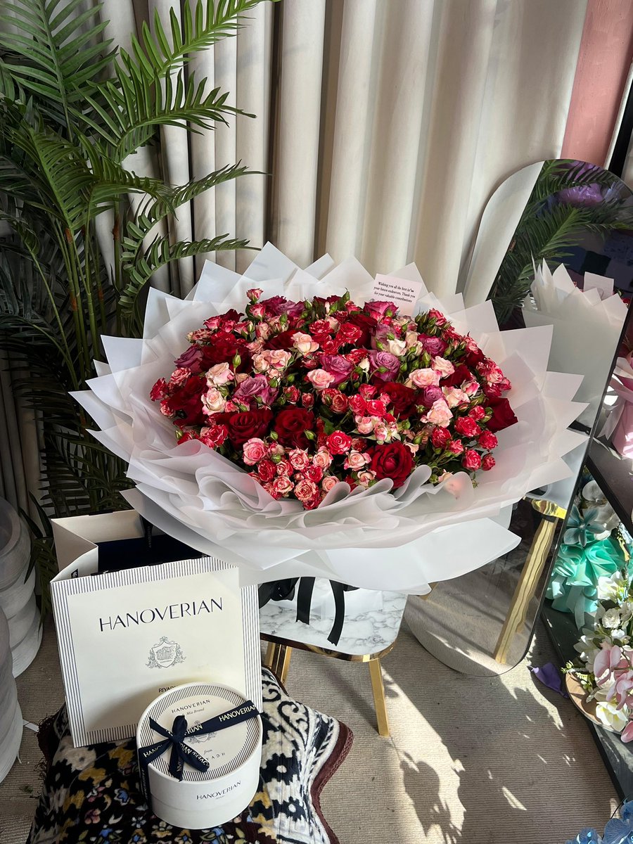 tawsil_33's tweet photo. ننسق هداياكم ونوصلها لمن تحبون 🎁🎉
توصيل طلبات ..📦
بأسعار خاصة جداً 👌🏻✨ 

للطلب والاستفسار ��لتواصل ع الخاص او واتس 👇🏼
https://t.co/3vaTlLpkL4

 #جاك_العلم 
 #الحصه_الاخيره13  #جناية_حب 
 #الرياض_الان #سفرة_ألذ_كركديه2 
#اذكر_الله_بتغريده 
 #مسابقه_الشيخ_رداد_العاشي https://t.co/EzwmPeDF9Y