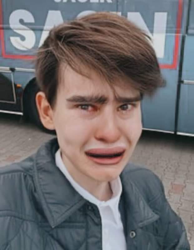 Cloud1986's tweet photo. @Ignacy_Cisak @_Polski_Polak_ Wam cioty wystarczy odciąć internet i już macie ciężką depresję. Hero w necie, p... w świecie 🤣🤣🤣 https://t.co/4yxO4g4v6J