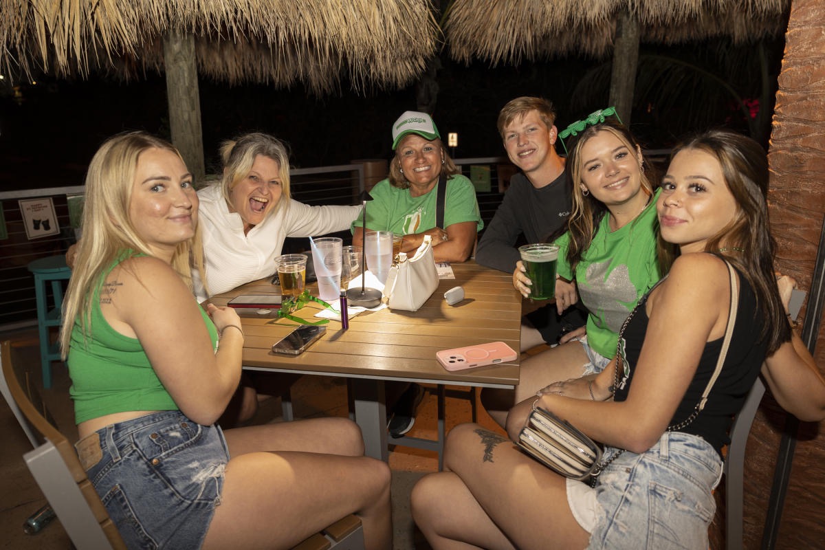 🍀 One year down, let’s sham-rock this place! 🎉 Join Lucky Fish's anniversary celebration and St. Patrick’s Week bash for festive sips and all the lucky vibes in Greater Fort Lauderdale. 

⌚️: March 16-22
📍: 65 N Beach Road
Dania Beach, FL 33004

bit.ly/4sdwGqn