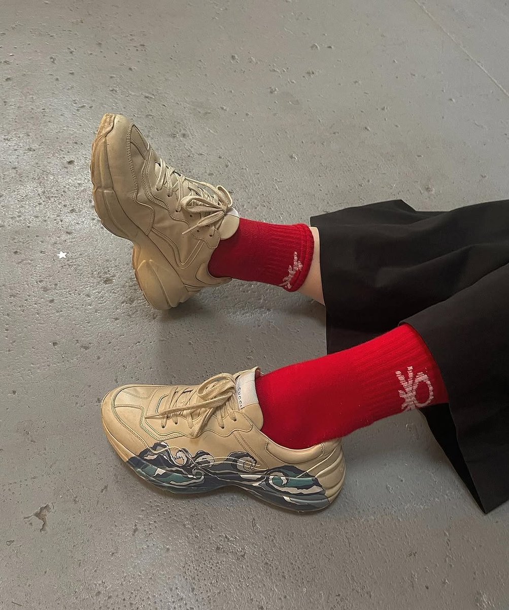 La Mode Unknown tweet media