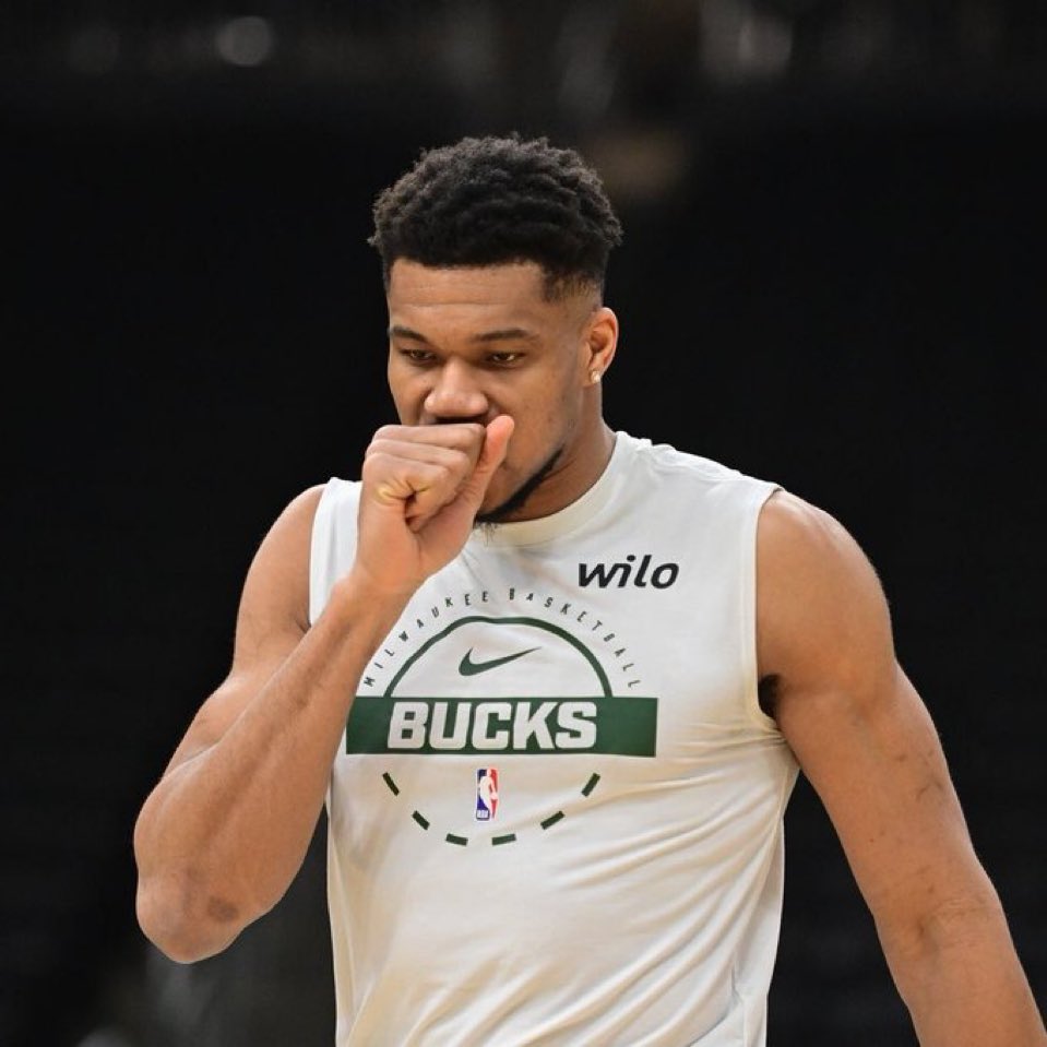 GIANNIS ANTETOKOUNMPO VUELVE HOY!!!!

LLEGO EL MOMENTO DE VER A MILWAUKEE CON GIANNIS Y PELEAR PLAY-IN.