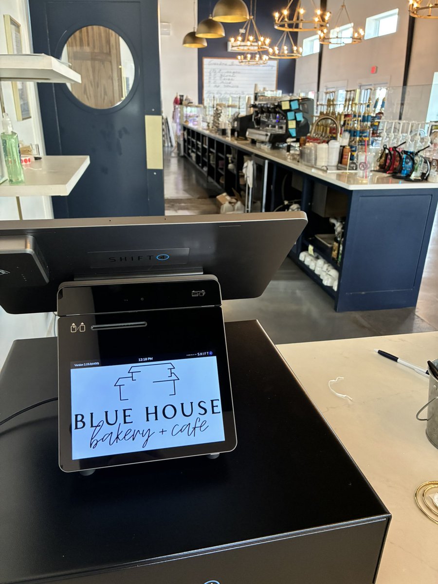 Cory_SkyTab's tweet photo. Blue house bakery &amp; cafe in Bryant Arkansas! The staff can’t wait to use @SkyTabPOS @Shift4 https://t.co/YrXxZN6Qaa