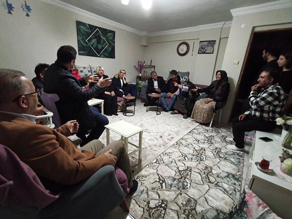 📍 Cengizhan Mahallesi

İl Başkan Yardımcımız Sn. <a href="/grgnsra/">EsraGaragonEtlik🇹🇷🇧🇦 🇵🇸</a>,
İlçe Başkan Yardımcımız Sn. <a href="/suleymandlklc/">Süleyman DALKILIÇ</a>,
İl Yönetim Kurulu Üyemiz Sn. Fatih Keleş, ilçe yöneticilerimiz ve mahalle başkanımız; iftar sonrası çay ziyaretine Mahalle sakinlerinden Tuncer Kip ve ailesine misafir oldular.