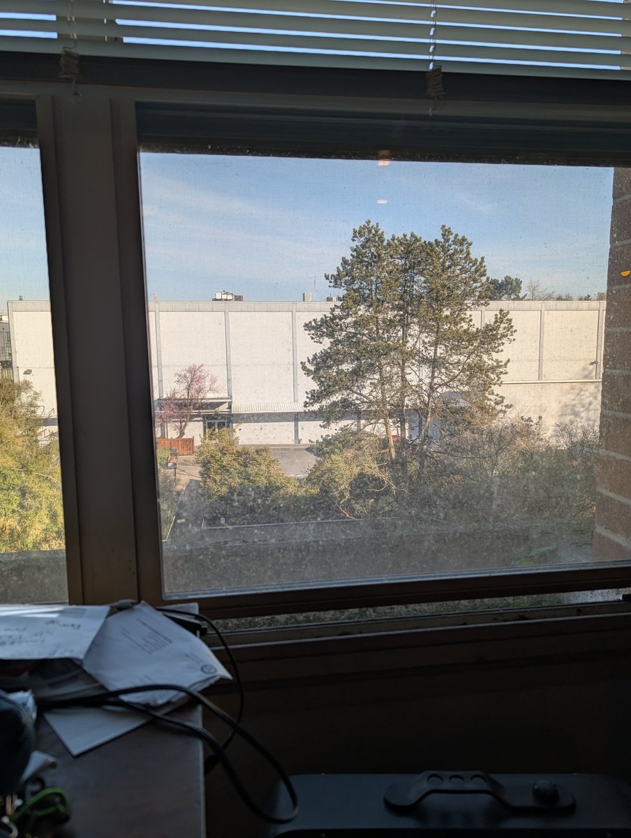 Good morning world.
Happy Monday
#wawx
Temp headed toward 60 degrees.