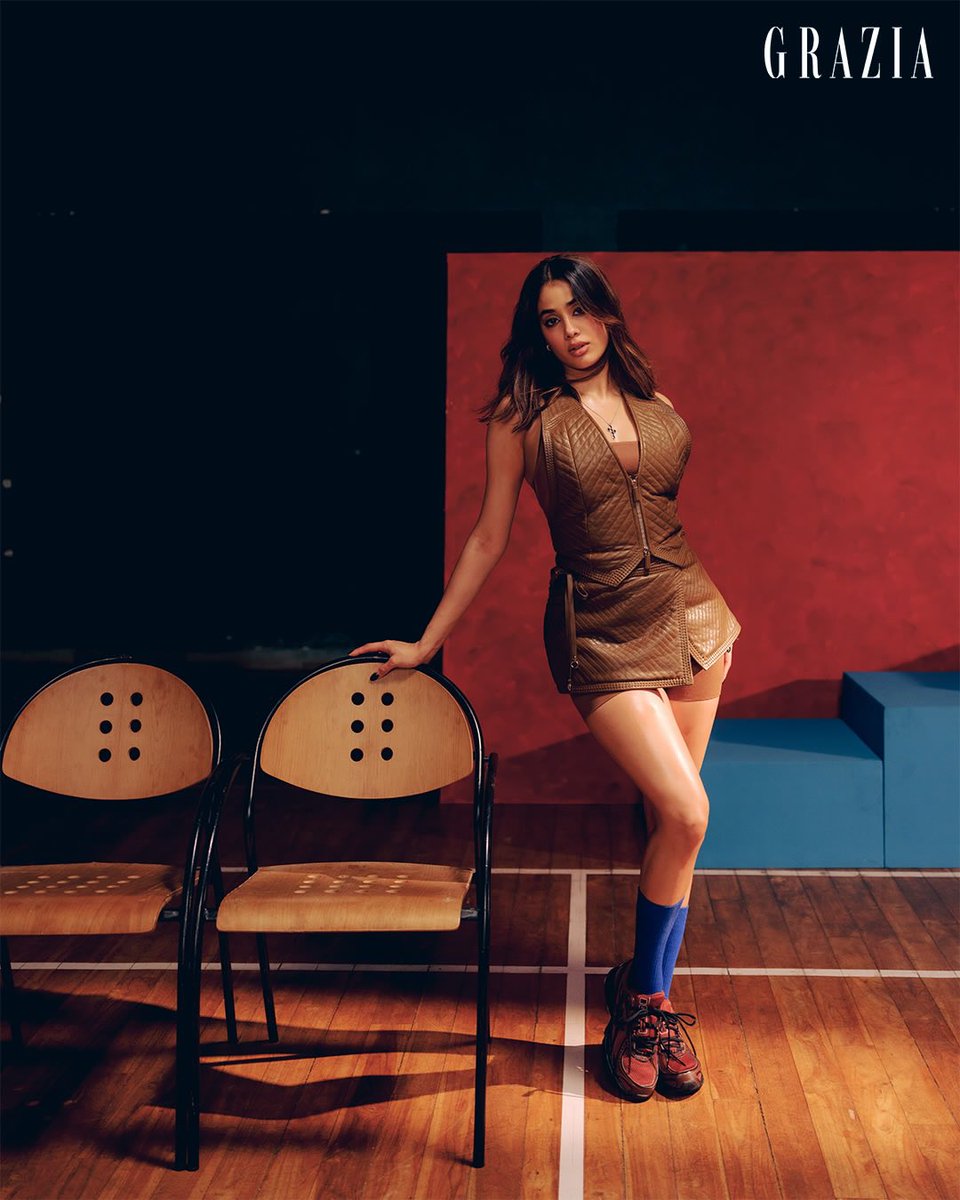 ursniresh's tweet photo. Janhvi Kapoor for Grazia Magazine India, January -February 2026 

#Janhvi #JanhviKapoor https://t.co/mC5bfHpW6Q