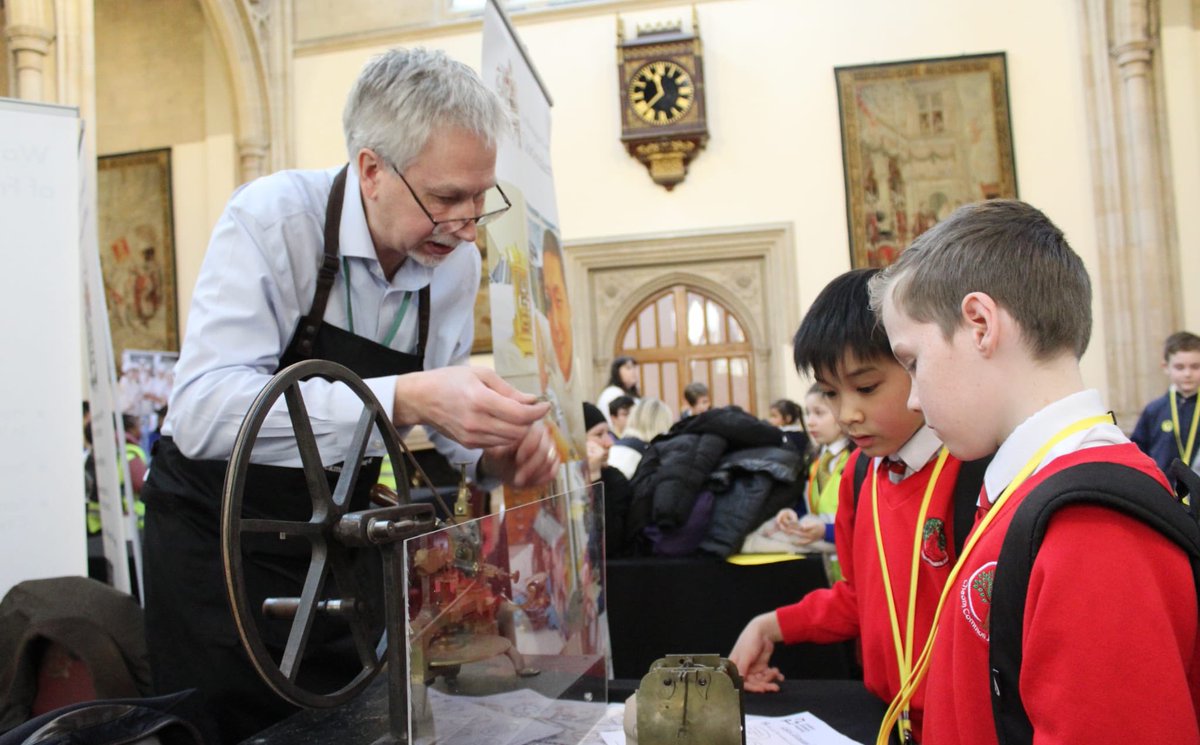 LEO Academy Trust tweet media