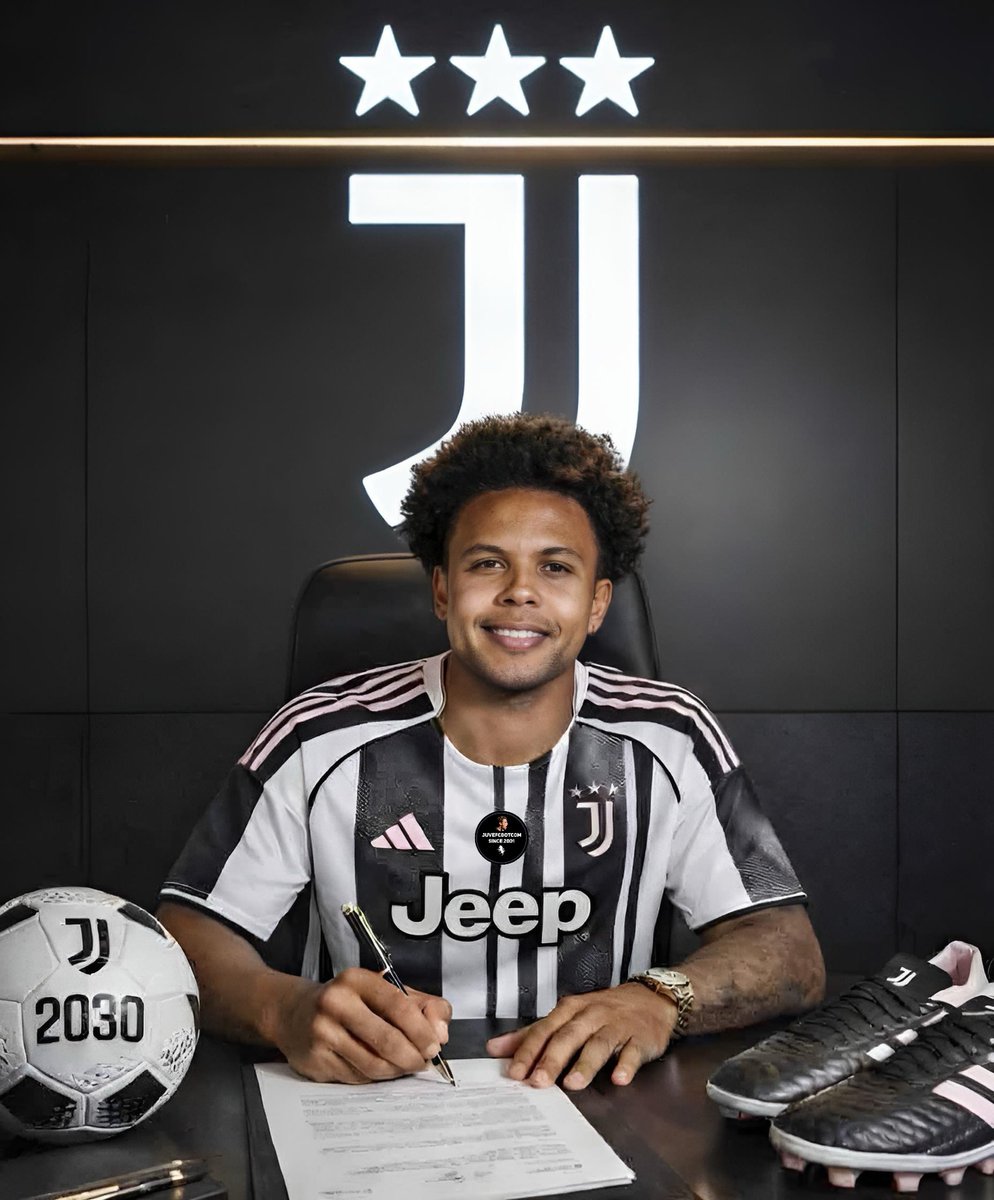 JuveFC tweet media