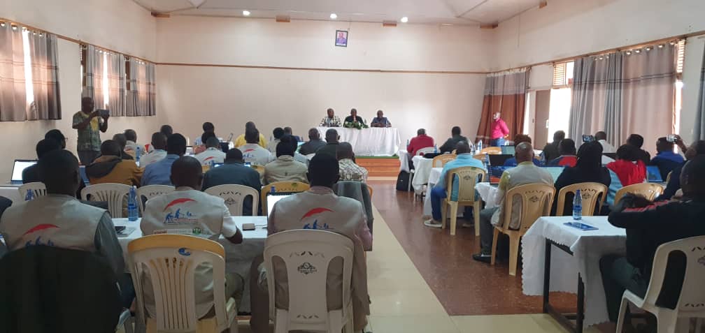 Merankabandi2's tweet image. Ledit atelier est organisé à l'endroit du personnel des ONGs membres des groupements ou consortia de mise en oeuvre des mesures d'accompagnement du @Merankabandi2 dans les secteurs de #Ngozi, #Cibitoke,  #Kayanza, #Muyinga, #Cankuzo