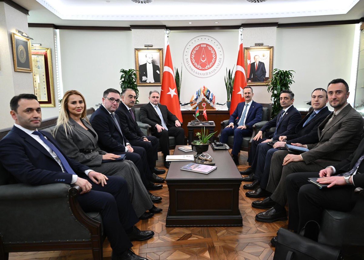 halukgorgun's tweet photo. 📍 Ankara 🇹🇷🤝🇦🇿

Azerbaycan Savunma Sanayii Bakanı Sayın Vugar Mustafayev ile bir araya geldik.

Görüşmemizde; Türkiye ve Azerbaycan arasındaki kardeşlik hukukuna dayanan savunma sanayii iş birliğini, mevcut ortak üretim projelerini ve önümüzdeki dönemde atmayı hedeflediğimiz stratejik adımları ele aldık.

“İki devlet, tek millet” şiarıyla yürüttüğümüz savunma sanayii iş birliği faaliyetleri; özellikle ortak üretim, teknoloji transferi ve kabiliyet geliştirme alanlarında her geçen gün daha da güçlenmektedir.

Nazik ziyaretleri ve yapıcı değerlendirmeleri için değerli kardeşim Sayın Mustafayev’e teşekkür ediyorum.

#MilliTeknolojiHamlesi #MilliYetkinlikHamlesi