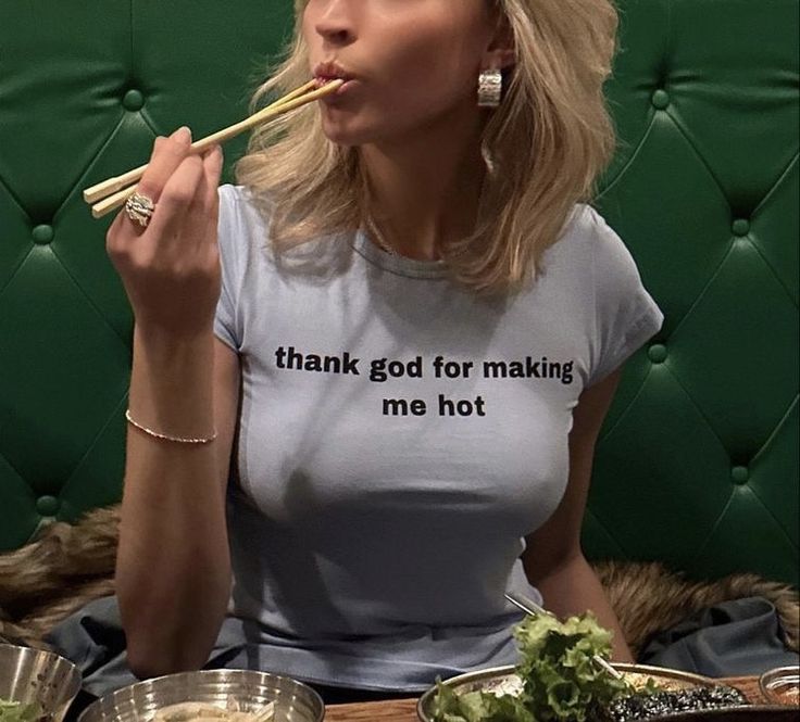 Fitsnotposes's tweet photo. We all love statement fits 🥶📸 https://t.co/dM2eEqGc4J