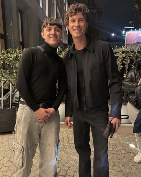 Shawn Updates tweet media