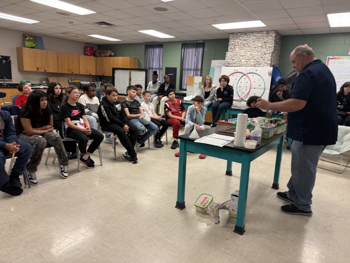 Travis Science Academy tweet media