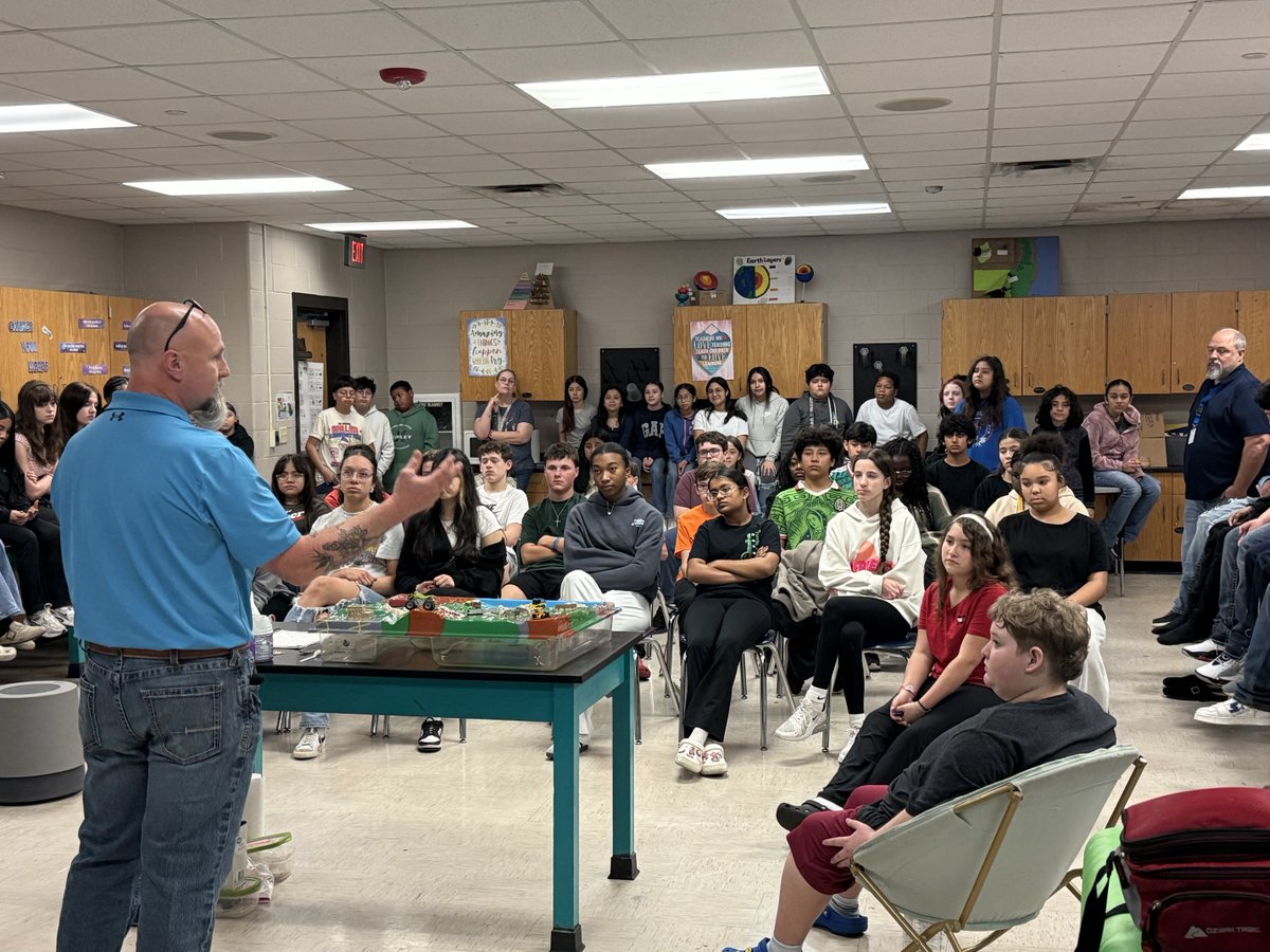 Travis Science Academy tweet media