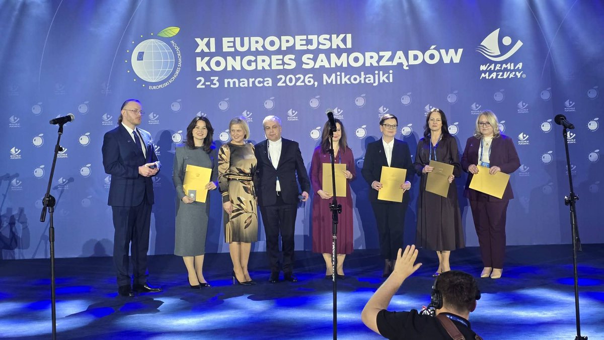 Bożena Żelazowska tweet media