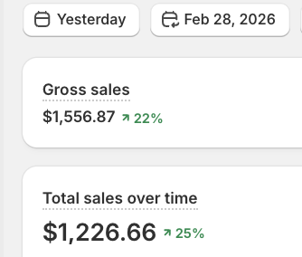 louisecom 👻 tweet media