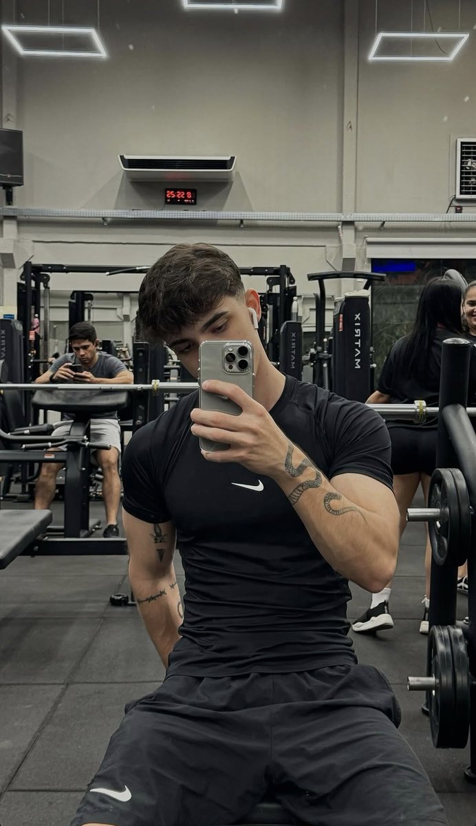 Blake (@bayblakeee) on Twitter photo 