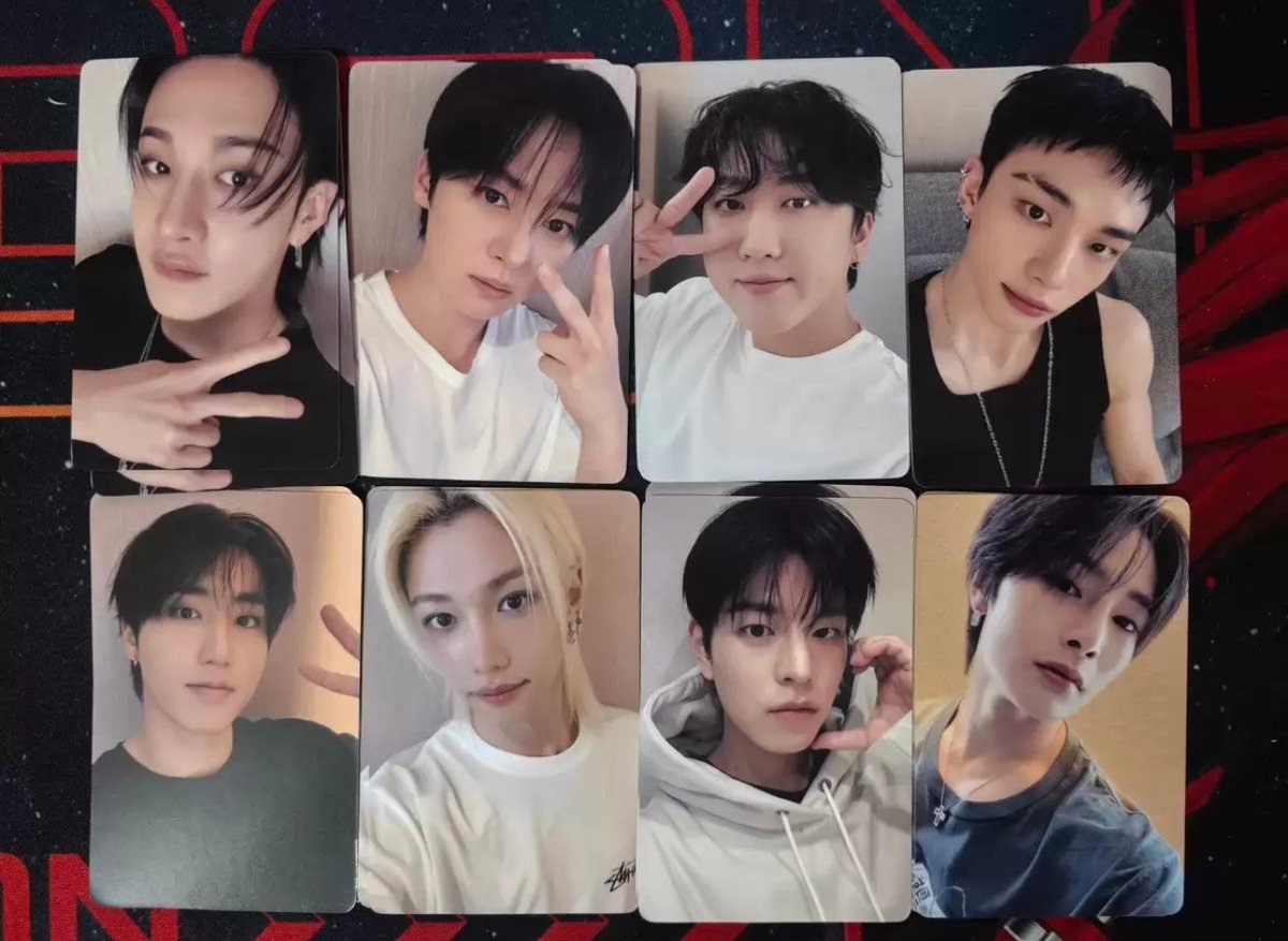 Этот сет такой уютный и домашний😭 только Хенджин сексуально давит