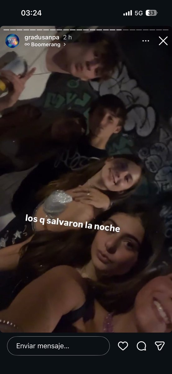 rodri___11's tweet photo. se partió ese upd de adultos responsables XDDDD https://t.co/T4AsHZgEFo