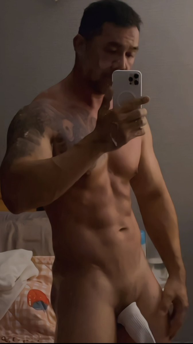 Dschlit.c tweet media