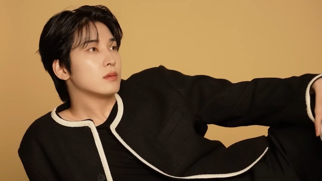 W. (@wonehwoo) on Twitter photo 