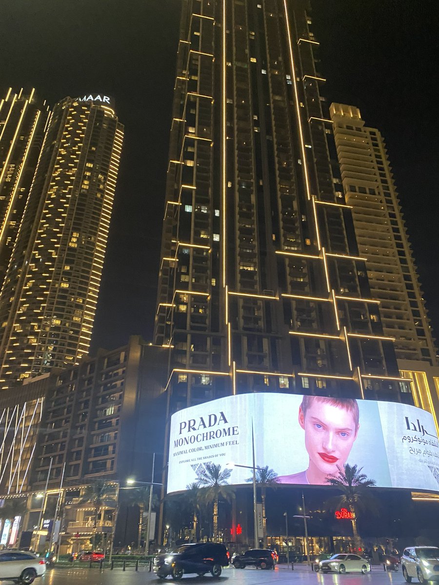 PoyrazSaga's tweet photo. Live from downtown Dubai 

People roaming around #dubai https://t.co/L7NtGE7vpe