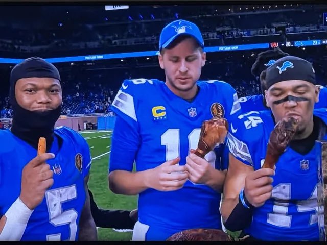 HonoluluBlues_'s tweet photo. Imma miss this goofball 😂 https://t.co/bXQgm9rZgy