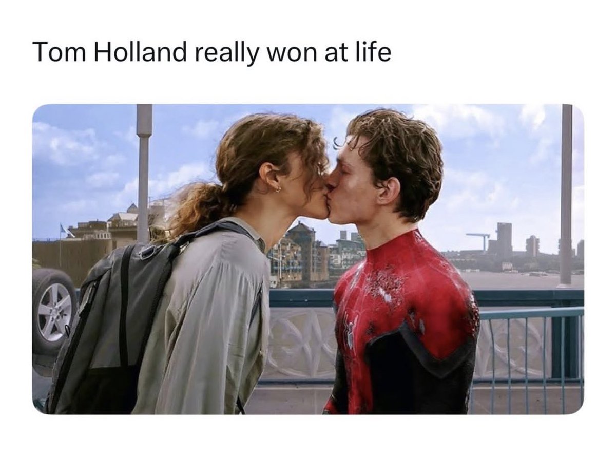 Real_Precious_M's tweet photo. Tom Holland really got the girl 😍💍💒👰🤵 https://t.co/3lCb2WQN7y