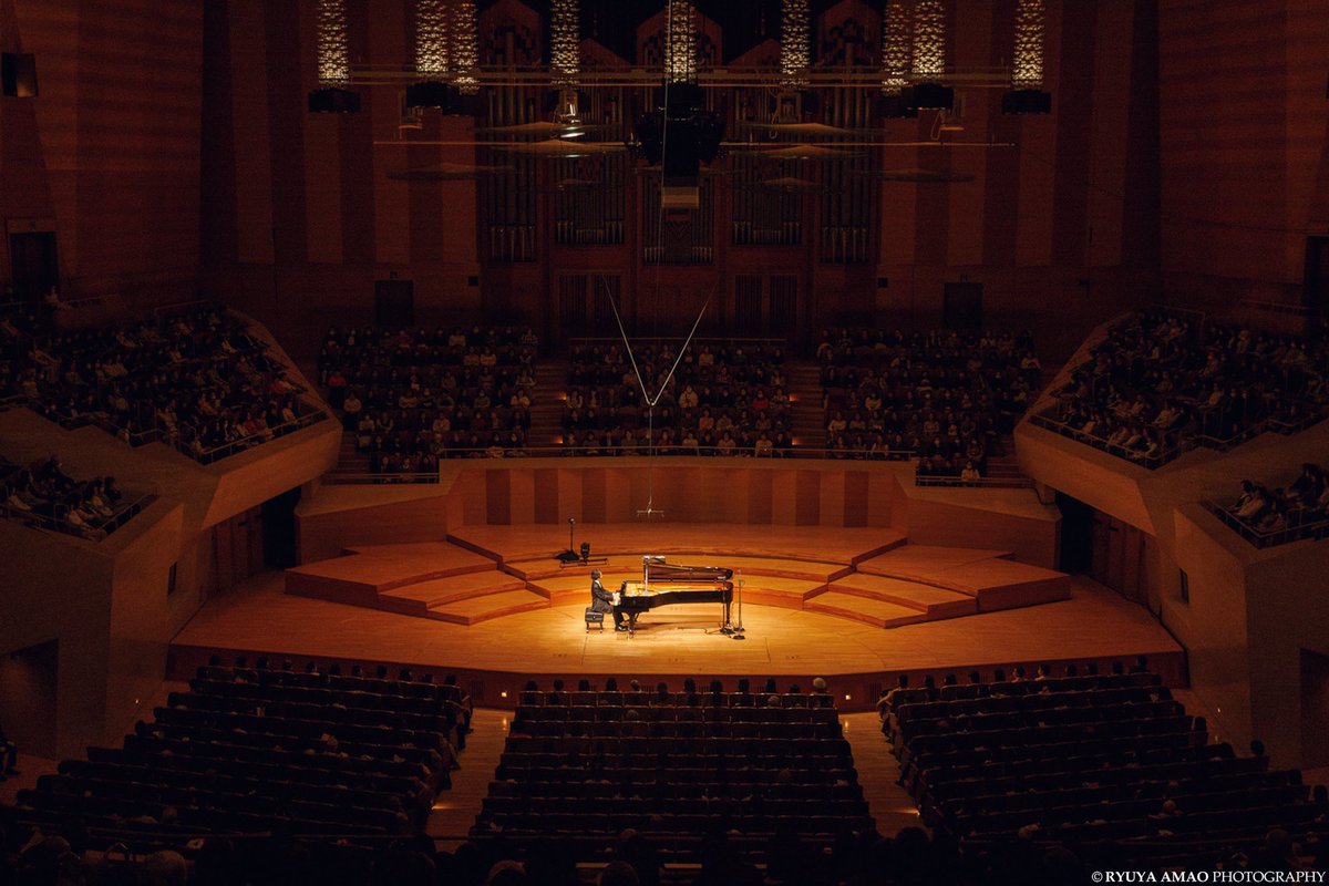 880hz's tweet photo. 全国ツアー全16公演、観に来てくださった皆様ありがとうございました。一秒一秒が、本当にかけがえのない時間でした。🙏

#角野隼斗ツアー2026 #ChopinOrbit https://t.co/ATuGnI3PTT